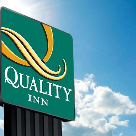 Quality Inn Victorville - Hesperia I-15 Екстер'єр фото