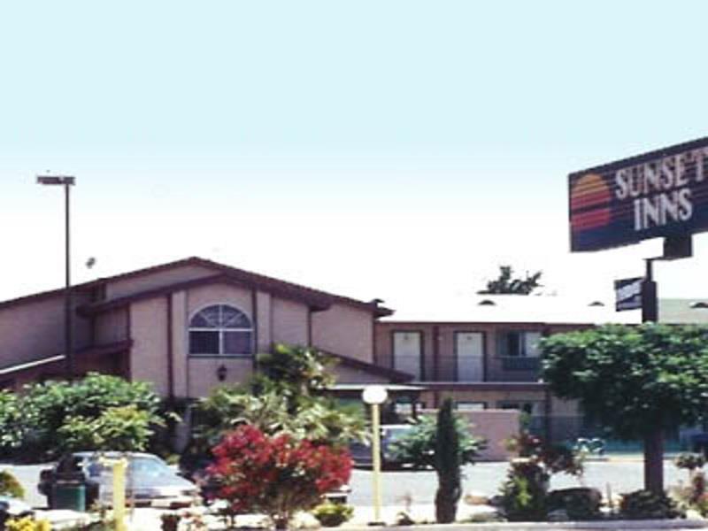 Quality Inn Victorville - Hesperia I-15 Екстер'єр фото